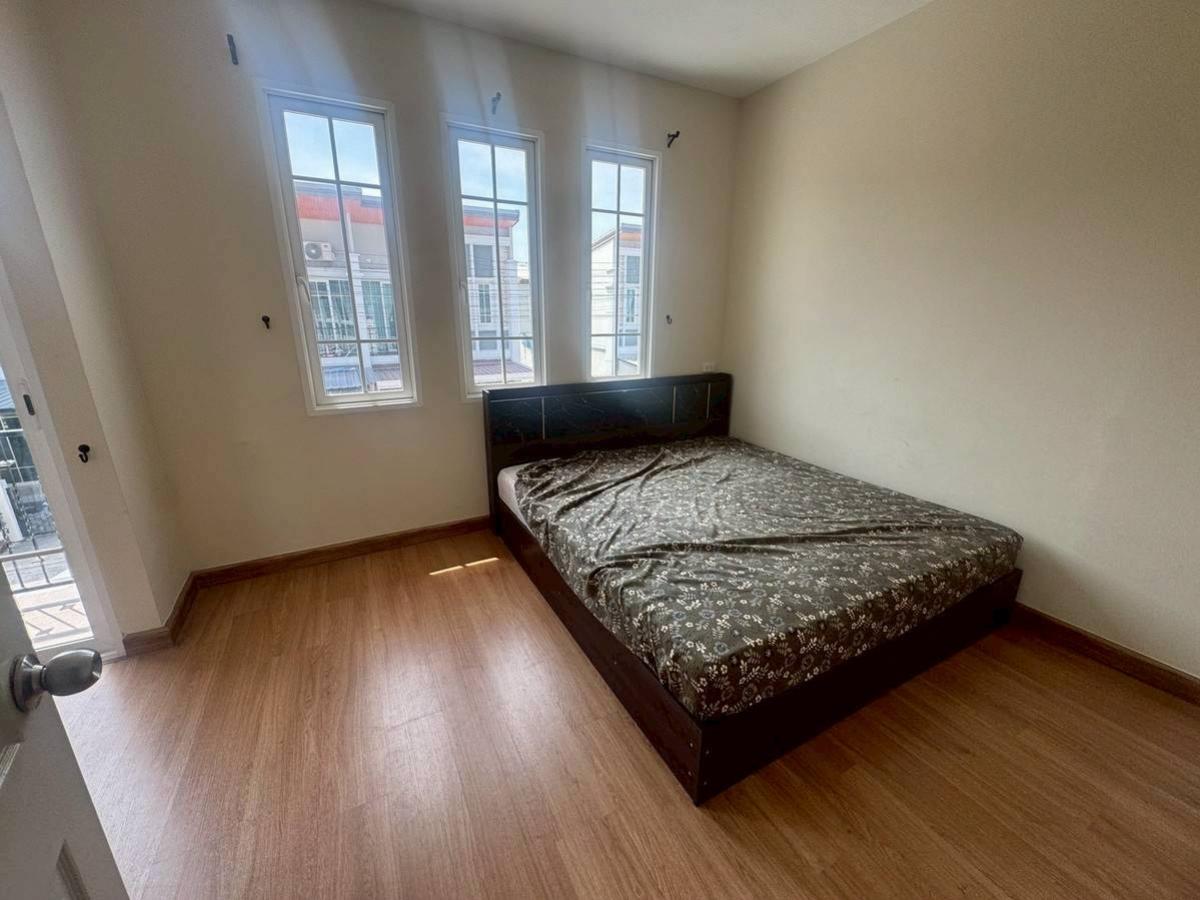 ขายทาวน์โฮมวิภาวดี ดอนเมือง หลักสี่ : ขายทาวน์เฮ้าส์/ทาวน์โฮม  โกลเด้น ทาวน์ พหลโยธิน - สะพานใหม่ สายไหม เขต สายไหม กรุงเทพ CX-150673