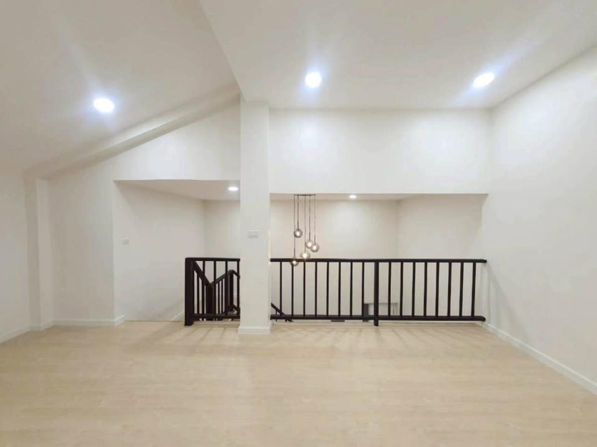 ขายคอนโดอ่อนนุช อุดมสุข : ขายคอนโด  อีสท์ วูด พาร์ค รีโนเวทใหม่ สวนหลวง เขต สวนหลวง กรุงเทพ CX-151127