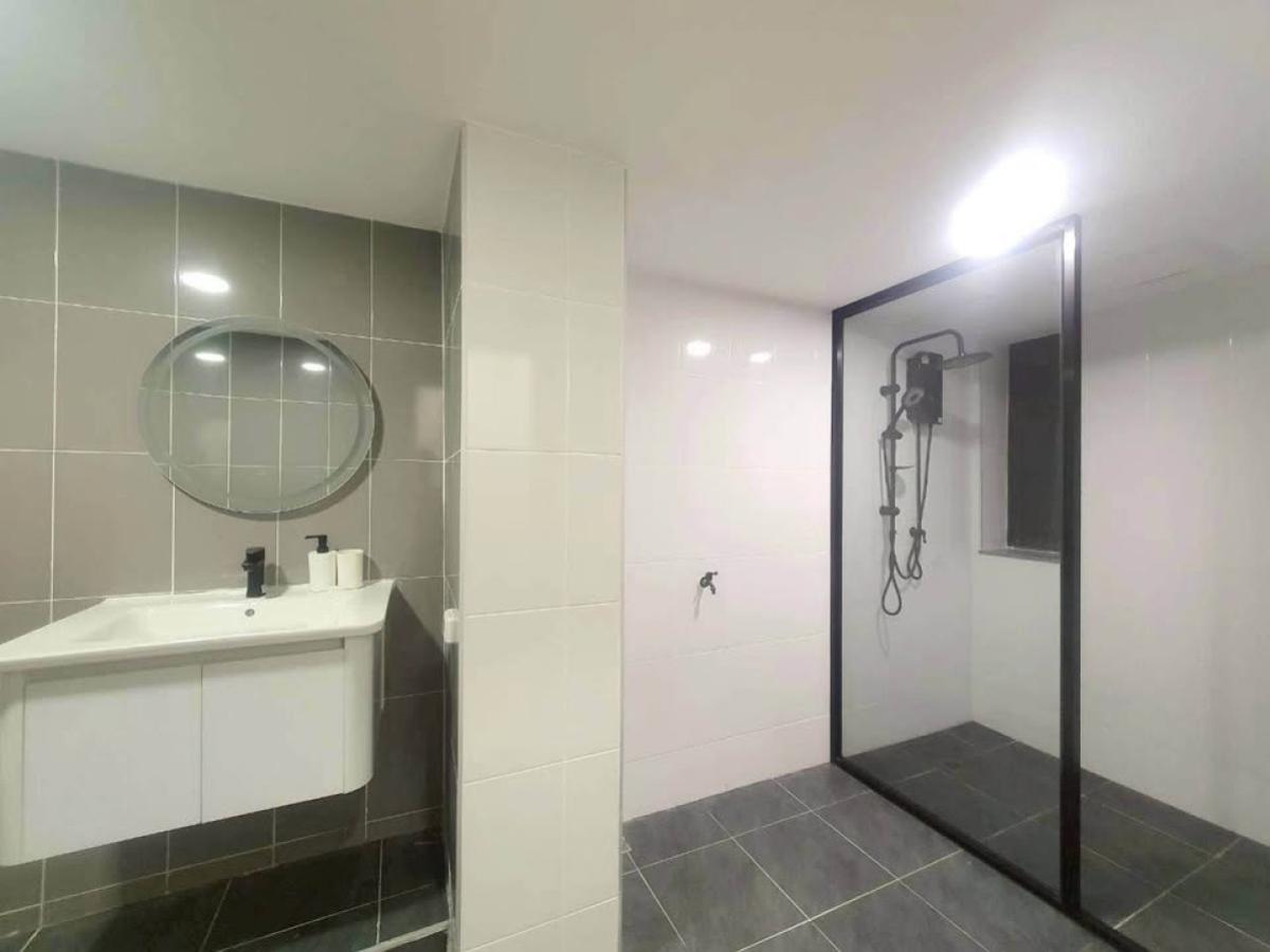 ขายคอนโดอ่อนนุช อุดมสุข : ขายคอนโด  อีสท์ วูด พาร์ค รีโนเวทใหม่ สวนหลวง เขต สวนหลวง กรุงเทพ CX-151127