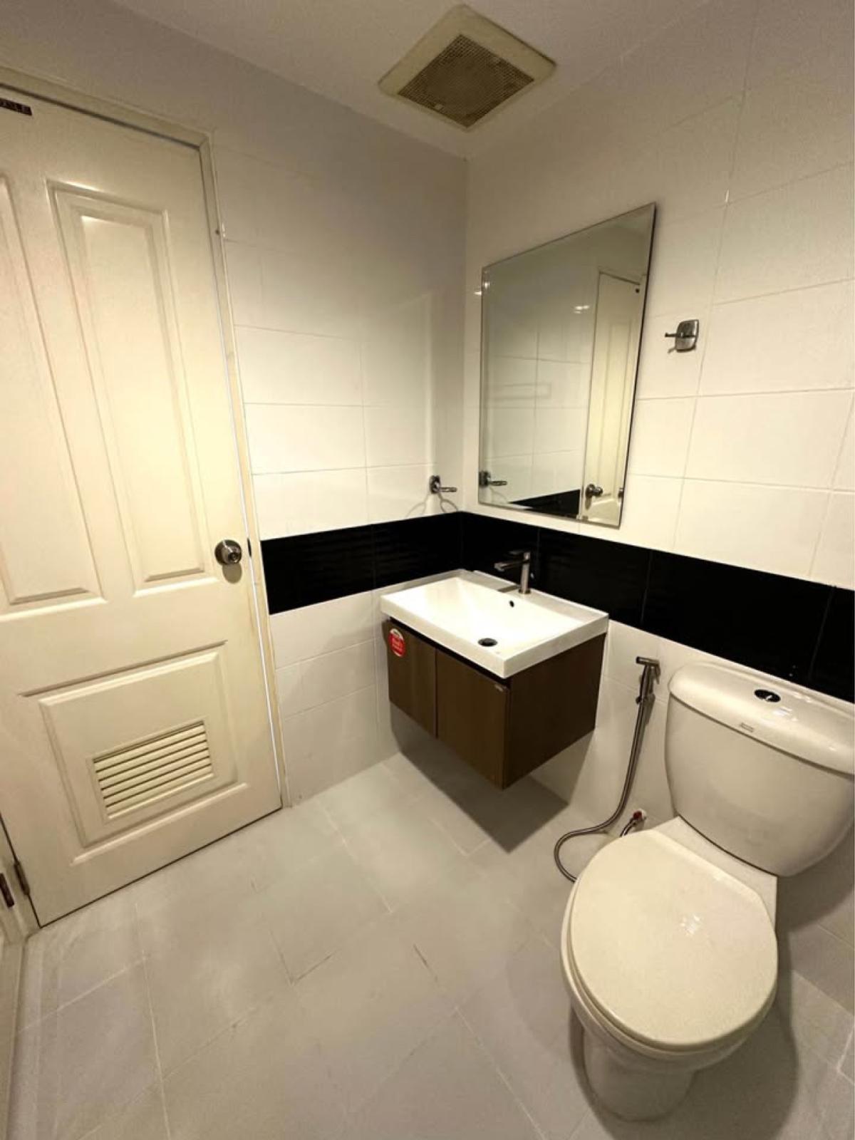 ขายคอนโดรัชดา ห้วยขวาง : ขายคอนโด  เดอะ พรีเว่ รัชดาภิเษก 19 MRT-รัชดาภิเษก จอมพล  เขต จตุจักร กรุงเทพ CX-151152