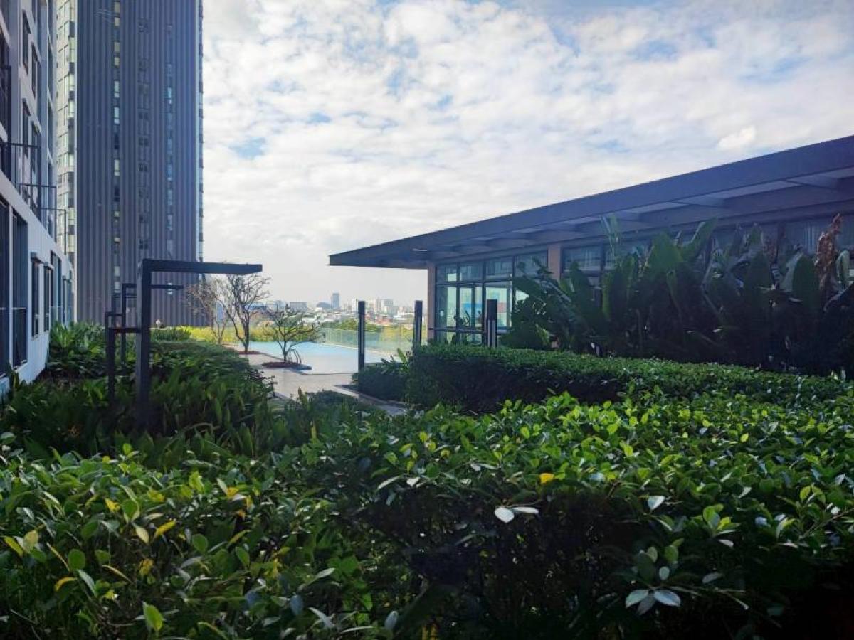 ขายคอนโดพัฒนาการ ศรีนครินทร์ : ขายคอนโด  ริชพาร์ค @ ทริปเปิ้ล สเตชั่น ARL-หัวหมาก สวนหลวง เขต สวนหลวง กรุงเทพ CX-150440