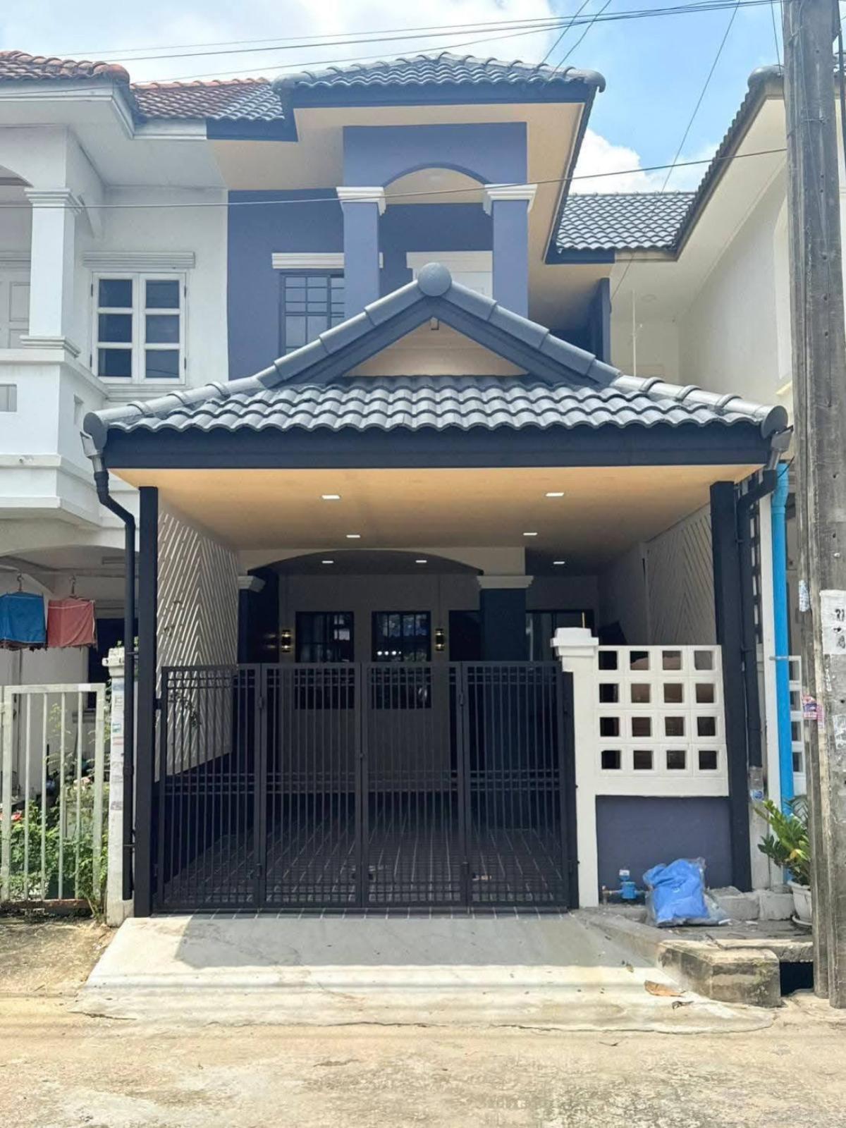 ขายทาวน์โฮมนวมินทร์ รามอินทรา : ขายทาวน์เฮ้าส์/ทาวน์โฮม  ศรีธราวรรณ รีโนเวทใหม่ สายไหม เขต สายไหม กรุงเทพ CX-150965