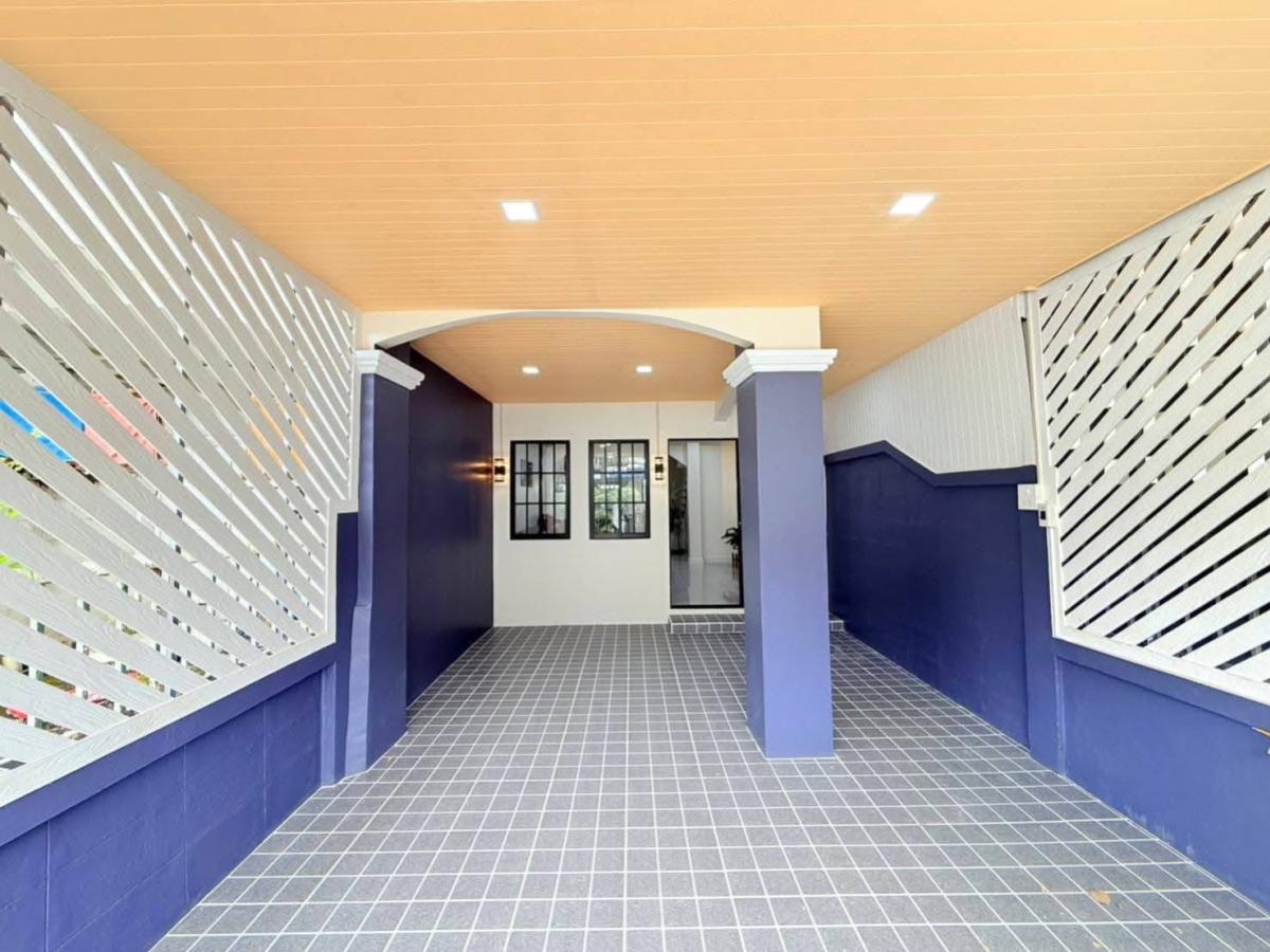 ขายทาวน์โฮมนวมินทร์ รามอินทรา : ขายทาวน์เฮ้าส์/ทาวน์โฮม  ศรีธราวรรณ รีโนเวทใหม่ สายไหม เขต สายไหม กรุงเทพ CX-150965