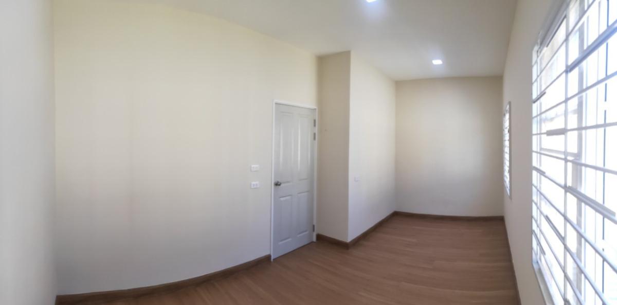 ขายทาวน์โฮมพัฒนาการ ศรีนครินทร์ : ขายทาวน์เฮ้าส์/ทาวน์โฮม  โกลเด้น ทาวน์ 2 ศรีนครินทร์ - สุขุมวิท บางเมือง เมืองสมุทรปราการ สมุทรปราการ CX-150528