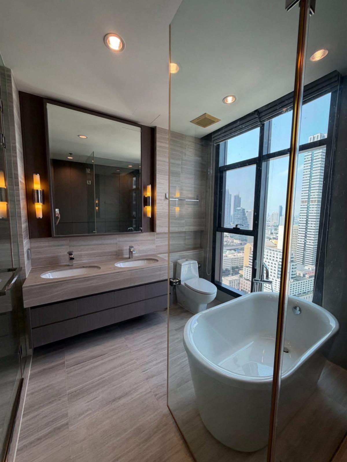 ขายคอนโดสาทร นราธิวาส : ขายคอนโด  เดอะ ดิโพลแมท สาทร ชั้นสูง BTS-สุรศักดิ์ สีลม เขต บางรัก กรุงเทพ CX-150490