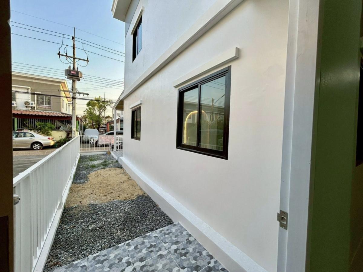 ขายทาวน์โฮมปทุมธานี รังสิต ธรรมศาสตร์ : ขายบ้านพฤกษา 64/2 รังสิต-คลอง 3 ห้องมุม รีโนเวทใหม่ คลองสาม คลองหลวง ปทุมธานี CX-150728