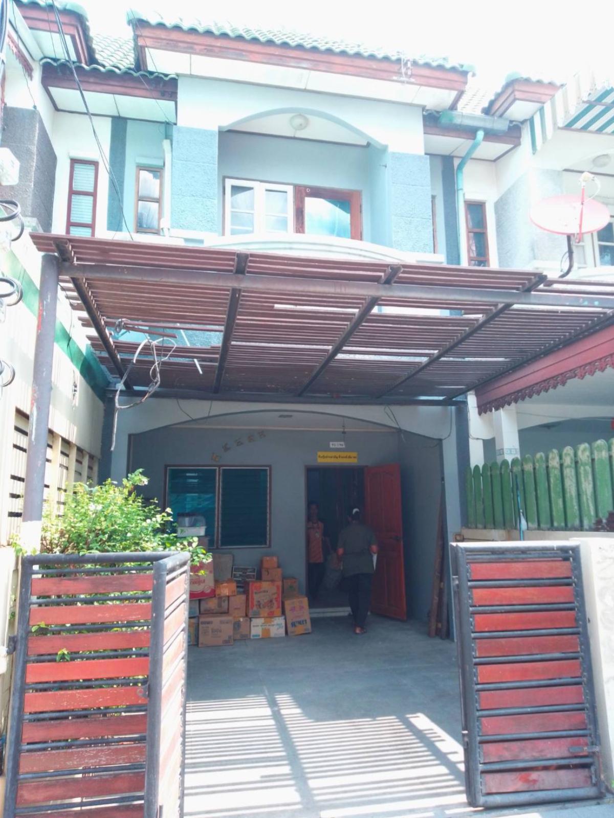 ขายทาวน์โฮมนนทบุรี บางใหญ่ บางบัวทอง : ขายทาวน์เฮ้าส์/ทาวน์โฮม  บ้านกานต์มณี บางบัวทอง บางบัวทอง นนทบุรี CX-150897