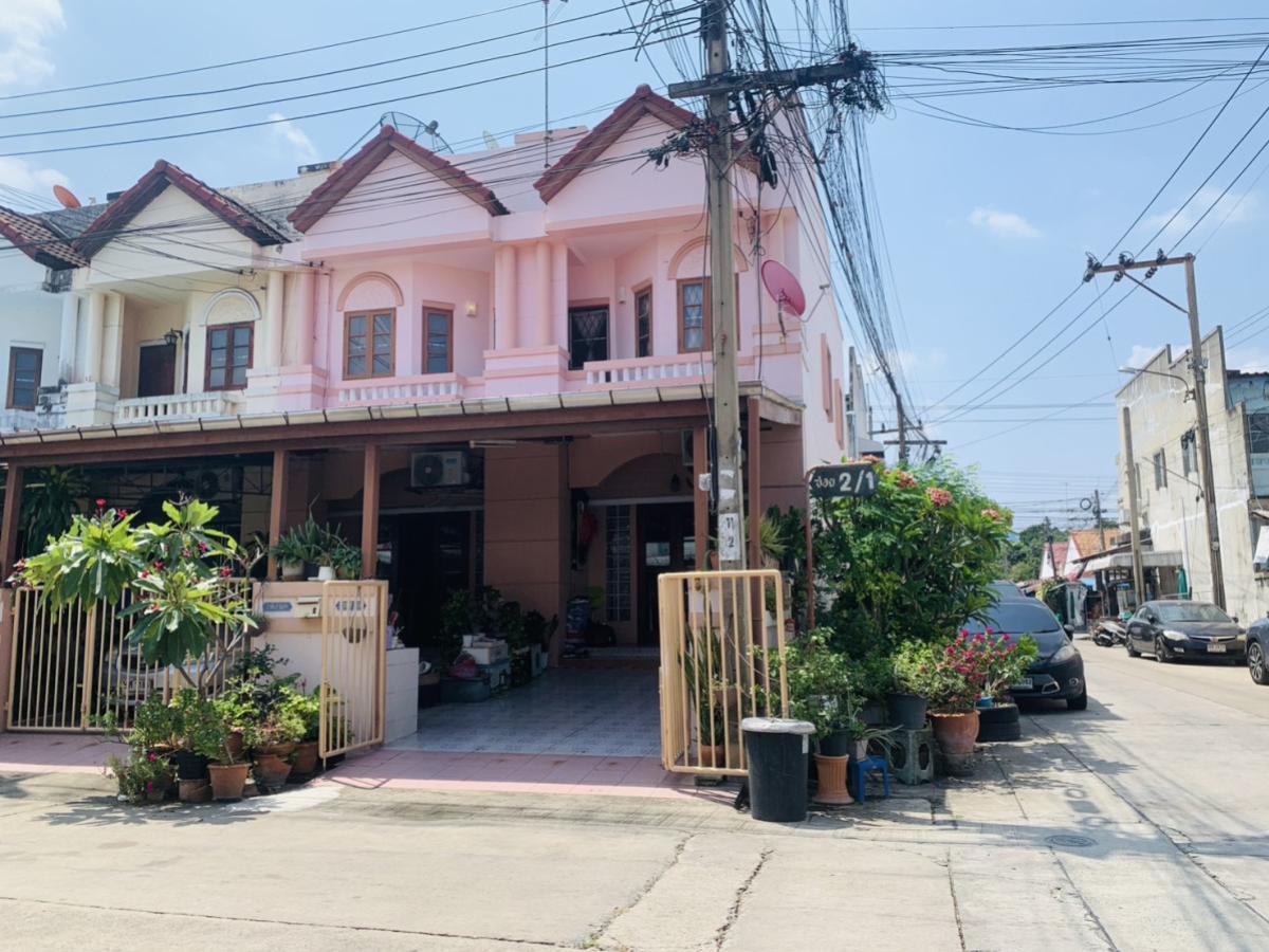 ขายทาวน์โฮมบางแค เพชรเกษม : ขายทาวน์เฮ้าส์/ทาวน์โฮม  บ้าน พุดตาน เพชรเกษม81 ห้องมุม หนองแขม เขต หนองแขม กรุงเทพ CX-150816