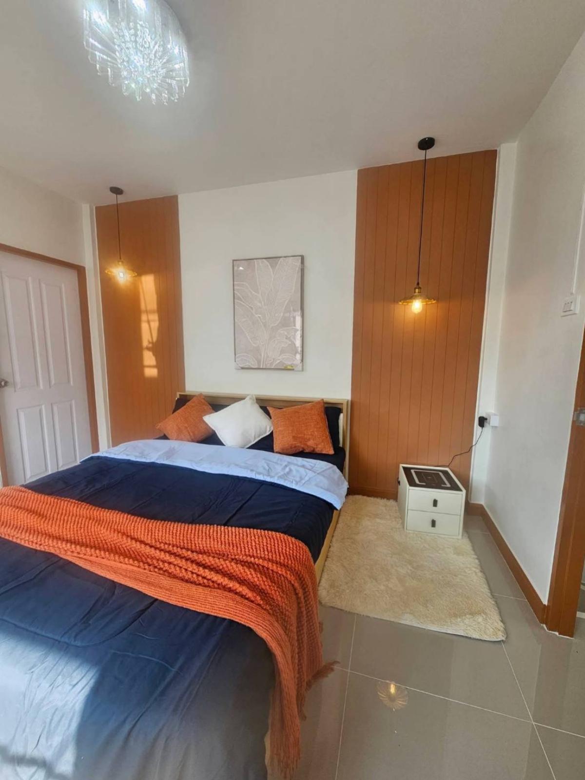 ขายทาวน์โฮมเกษตร นวมินทร์ ลาดปลาเค้า : ขายทาวน์เฮ้าส์/ทาวน์โฮม  บ้านพนมนครวิลล์ รีโนเวทใหม่ BTS-มหาวิทยาลัยเกษตรศาสตร์ จรเข้บัว เขต ลาดพร้าว กรุงเทพ CX-150622