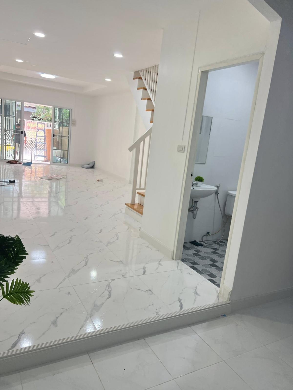 ขายทาวน์โฮมวิภาวดี ดอนเมือง หลักสี่ : ขายทาวน์เฮ้าส์/ทาวน์โฮม  บ้าน รัตนาวลัย สีกัน เขต ดอนเมือง กรุงเทพ CX-149318