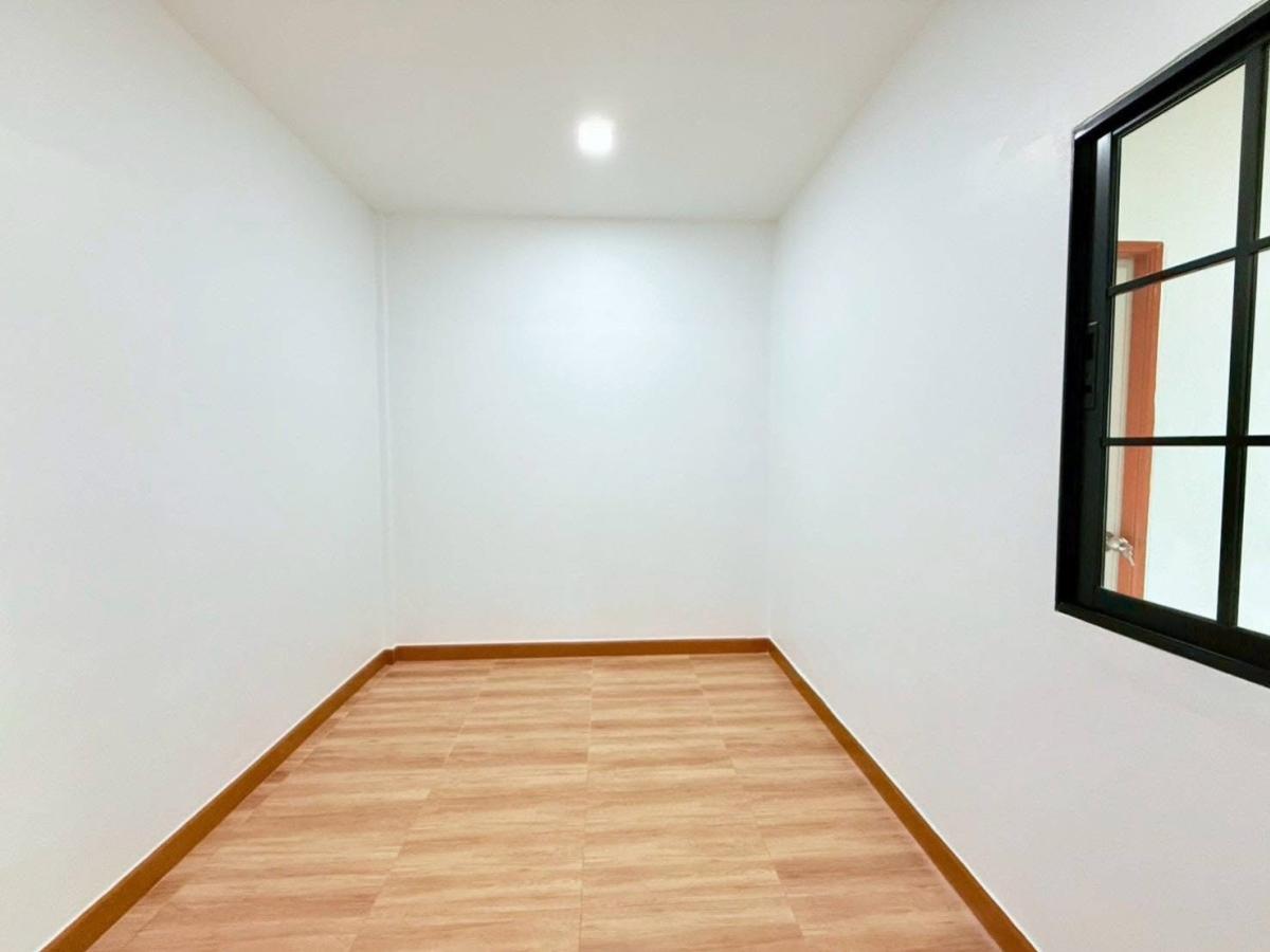 ขายทาวน์โฮมนวมินทร์ รามอินทรา : ขายทาวน์เฮ้าส์/ทาวน์โฮม  เพชรไพลิน พระยาสุเรนทร์ 35 รีโนเวทใหม่ บางชัน เขต คลองสามวา กรุงเทพ CX-150851