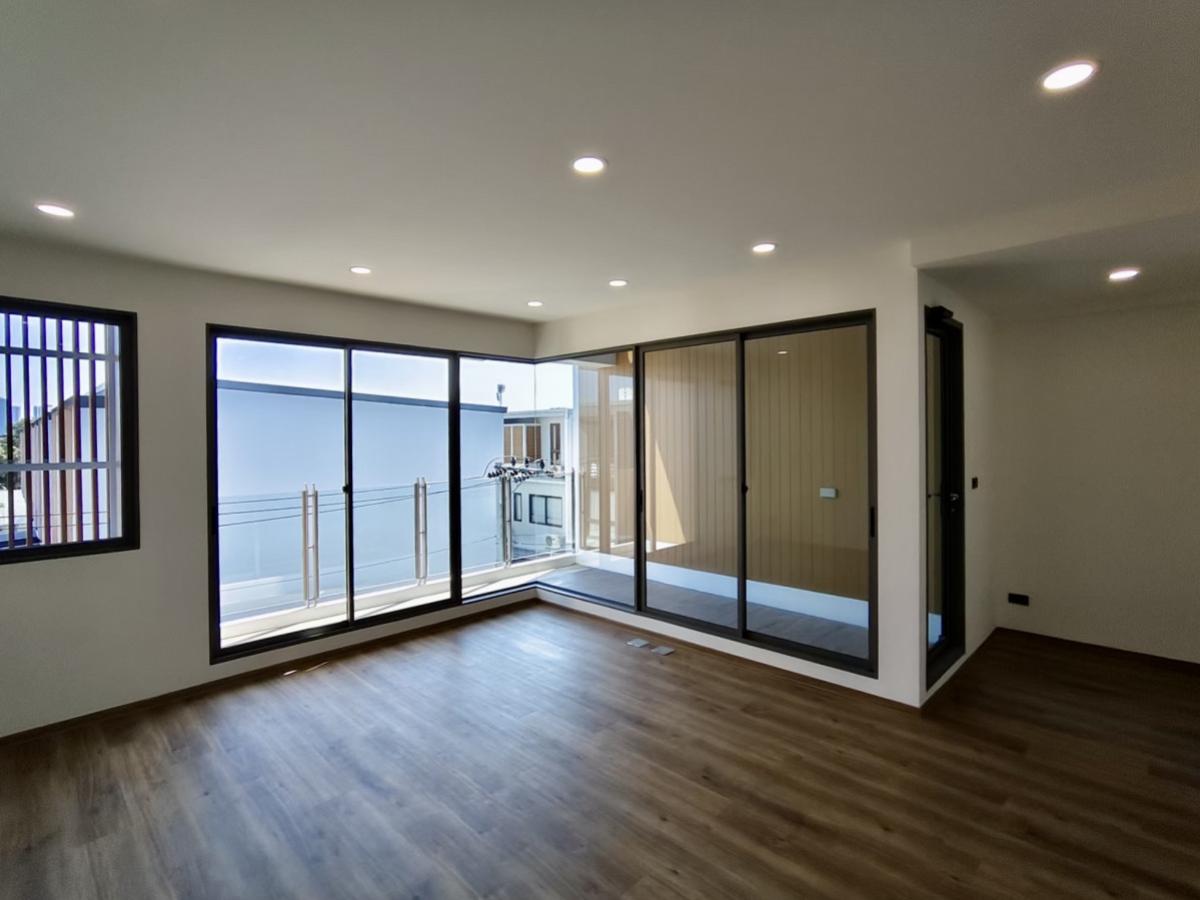 ขายทาวน์โฮมพัฒนาการ ศรีนครินทร์ : ขายทาวน์เฮ้าส์/ทาวน์โฮม  ชิเซน พัฒนาการ 32 สวนหลวง เขต สวนหลวง กรุงเทพ CX-150848