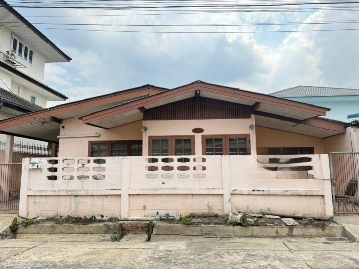 ขายบ้านเกษตร นวมินทร์ ลาดปลาเค้า : ขายบ้าน  บ้านเสนานิเวศน์ 2 จรเข้บัว เขต ลาดพร้าว กรุงเทพ CX-150829