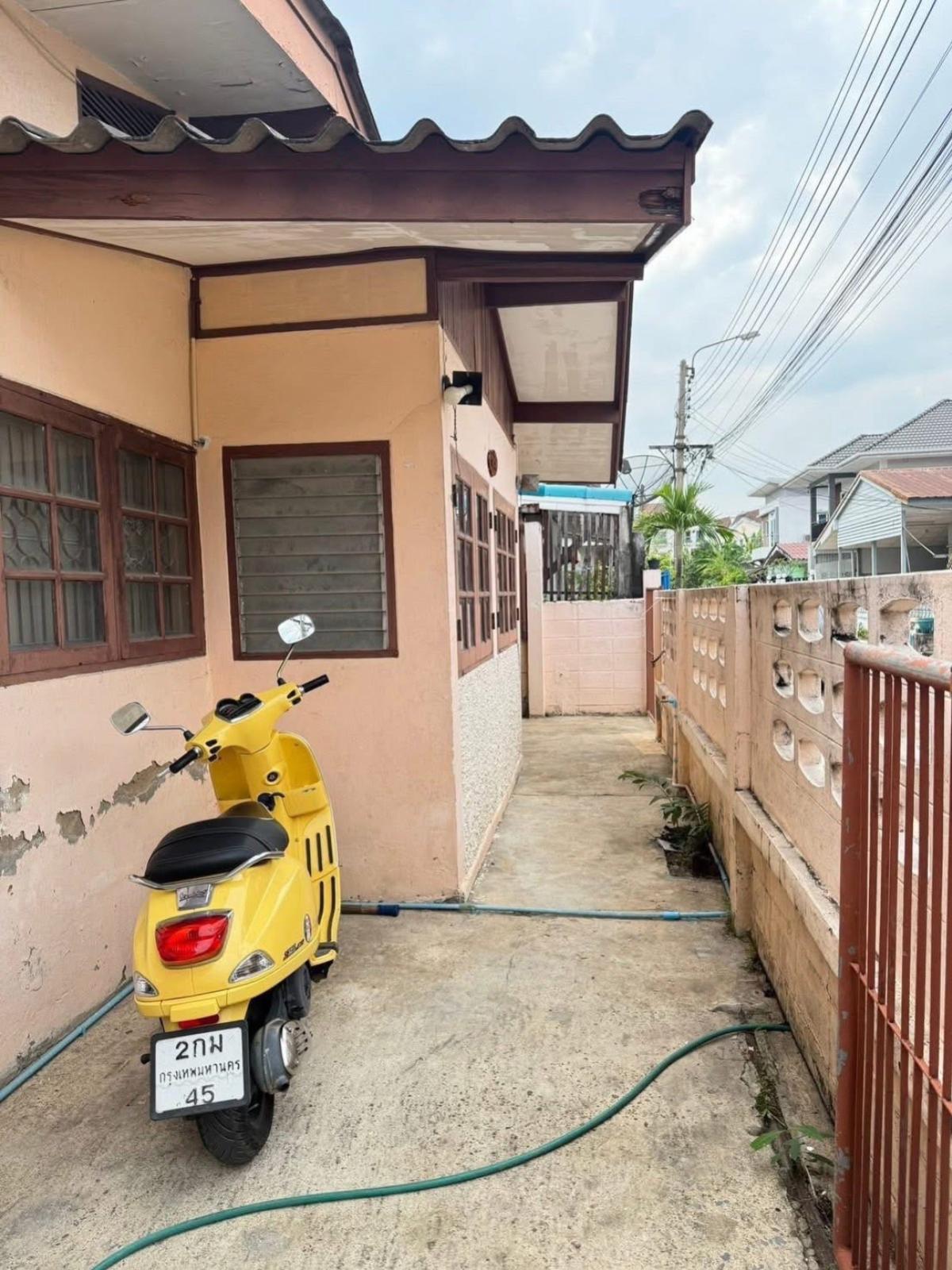 ขายบ้านเกษตร นวมินทร์ ลาดปลาเค้า : ขายบ้าน  บ้านเสนานิเวศน์ 2 จรเข้บัว เขต ลาดพร้าว กรุงเทพ CX-150829