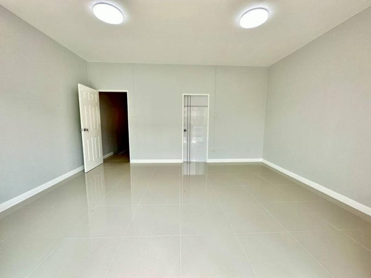 ขายทาวน์โฮมนนทบุรี บางใหญ่ บางบัวทอง : ขายทาวน์เฮ้าส์/ทาวน์โฮม  บ้านมณฑล 5 กันตนา-พระราม 5 บางม่วง บางใหญ่ นนทบุรี CX-144187