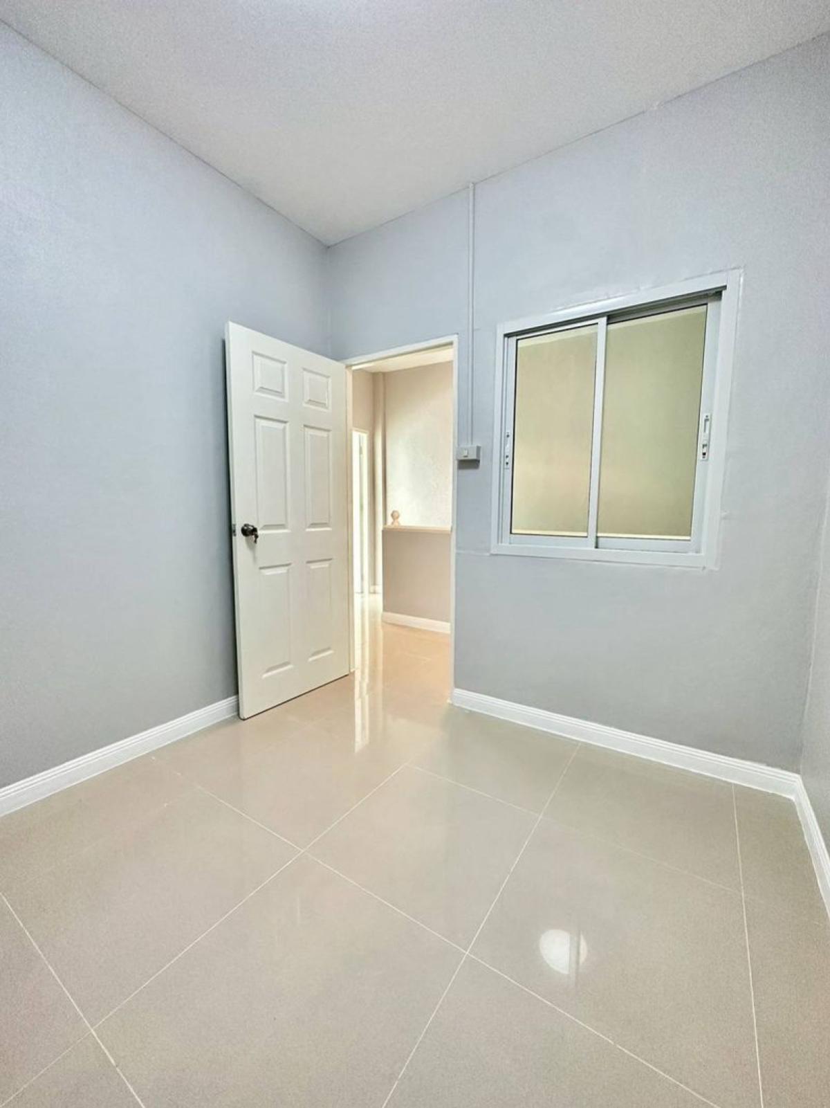 ขายทาวน์โฮมนนทบุรี บางใหญ่ บางบัวทอง : ขายทาวน์เฮ้าส์/ทาวน์โฮม  บ้านมณฑล 5 กันตนา-พระราม 5 บางม่วง บางใหญ่ นนทบุรี CX-144187