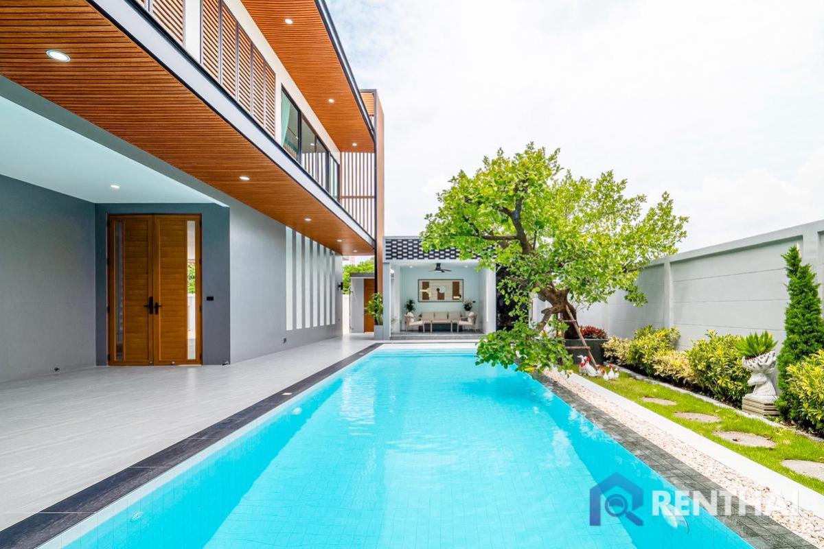 For SaleHousePattaya, Bangsaen, Chonburi : Luxury 5-Bedroom Villa near Mabprachan Lake, Pattaya