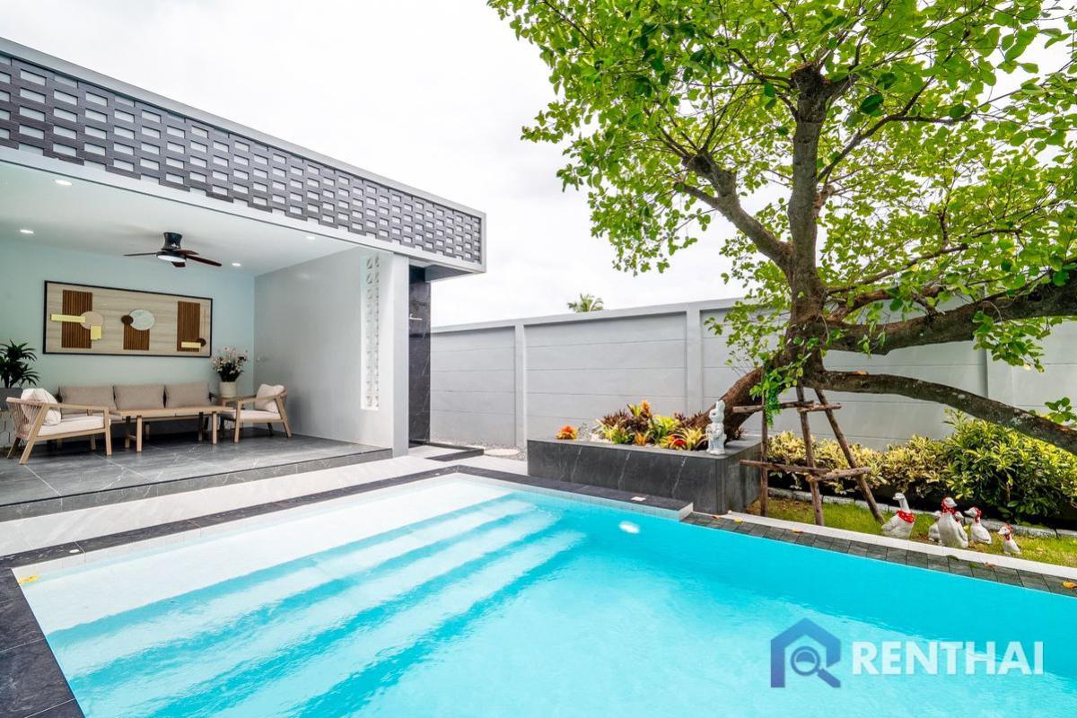 For SaleHousePattaya, Bangsaen, Chonburi : Luxury 5-Bedroom Villa near Mabprachan Lake, Pattaya