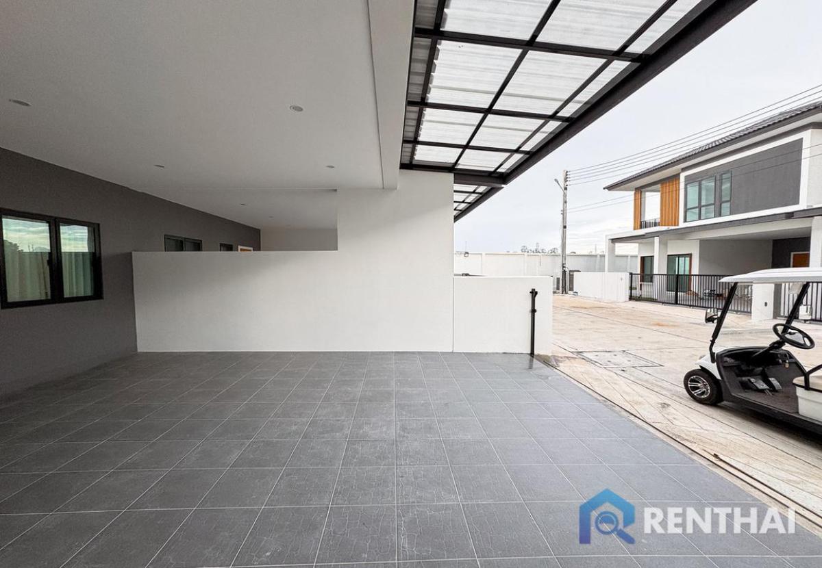 For SaleHousePattaya, Bangsaen, Chonburi : Twin house, 2-storey, Modern Tropical style with a bright and airy design, fully furnished.