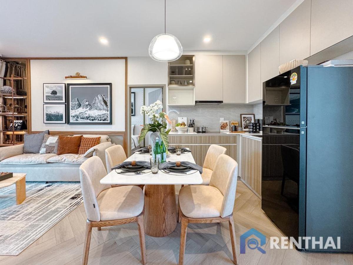 For SaleCondoPhuket : Stunning 2-bedroom beachfront condominium for sale in Phuket