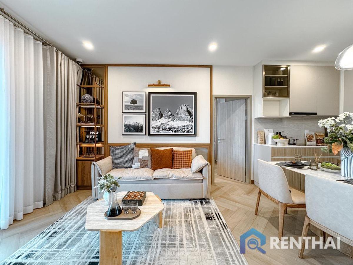 For SaleCondoPhuket : Stunning 2-bedroom beachfront condominium for sale in Phuket