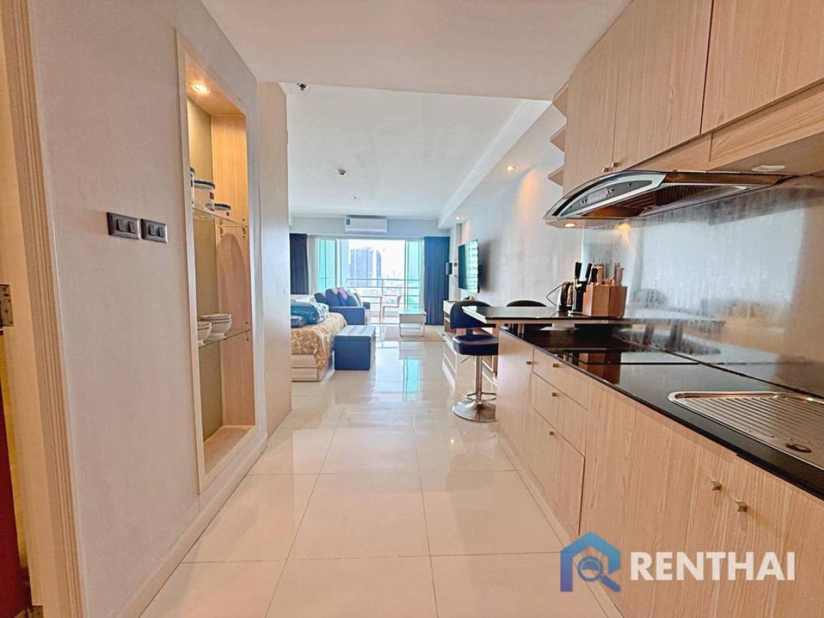 For SaleCondoPattaya, Bangsaen, Chonburi : sea view condo in a highly sought-after location