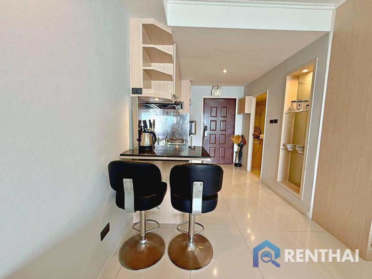 For SaleCondoPattaya, Bangsaen, Chonburi : sea view condo in a highly sought-after location
