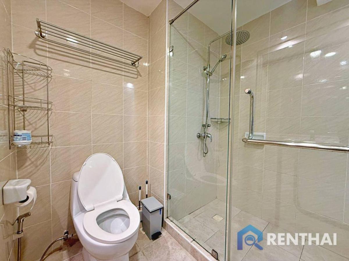 For SaleCondoPattaya, Bangsaen, Chonburi : sea view condo in a highly sought-after location