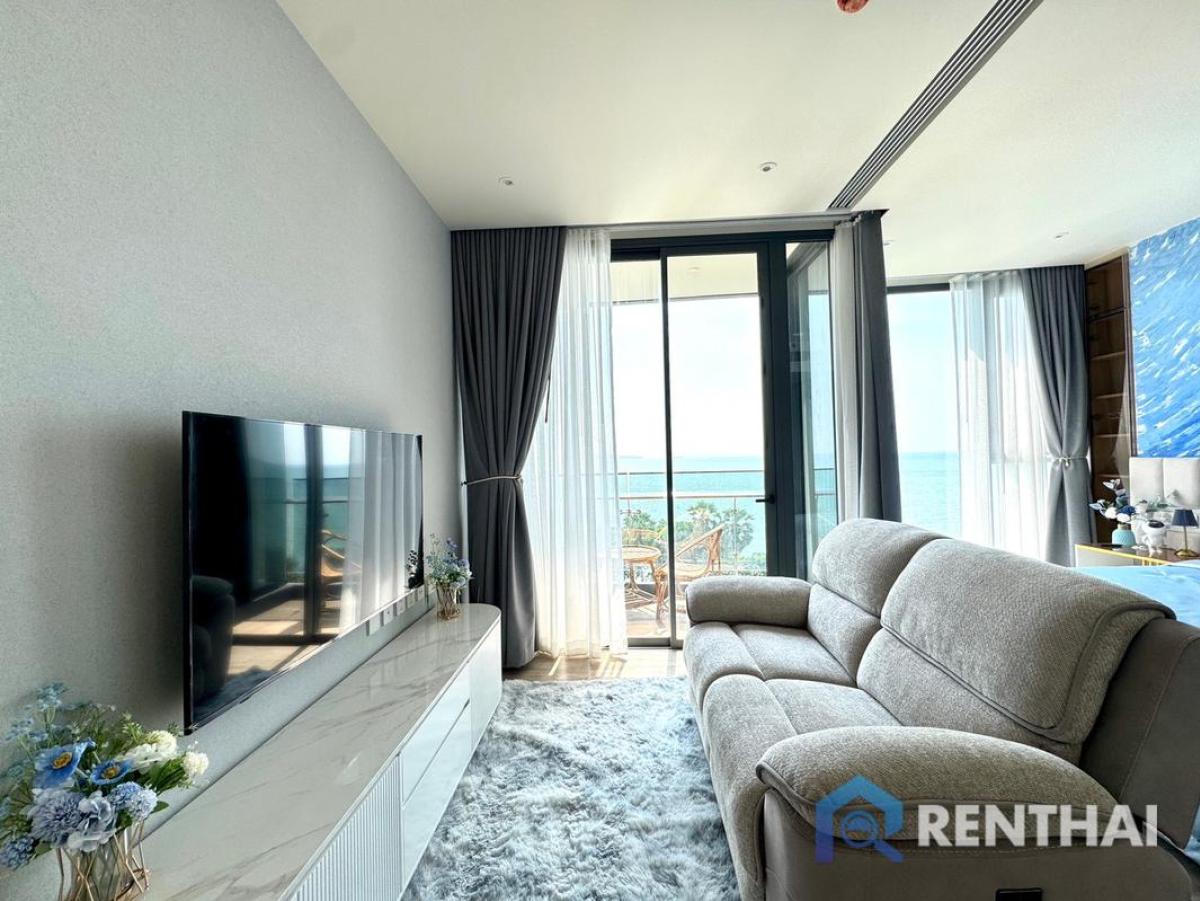 For SaleCondoPattaya, Bangsaen, Chonburi : Arom Wongamat for sale 1 bedroom 37 sqm direct sea view beachfront condo Pattaya best price