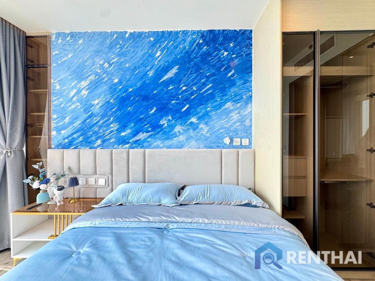 For SaleCondoPattaya, Bangsaen, Chonburi : Arom Wongamat for sale 1 bedroom 37 sqm direct sea view beachfront condo Pattaya best price