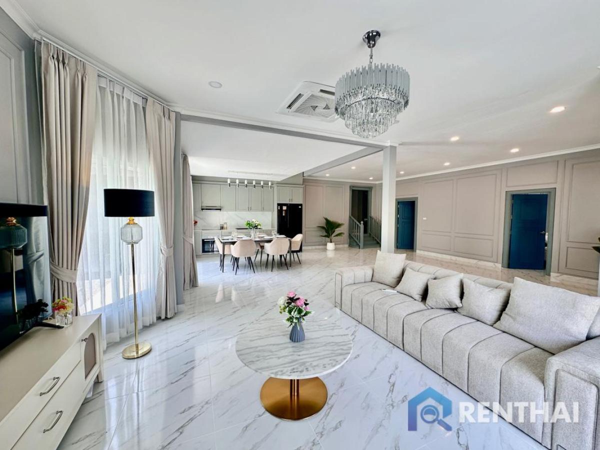 For SaleHousePattaya, Bangsaen, Chonburi : ready-to-move-in pool villa in Srisuk Village Pattaya