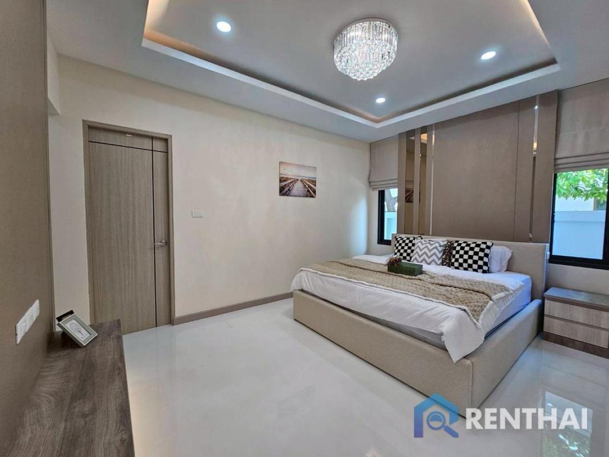 For SaleHousePattaya, Bangsaen, Chonburi : For sale house 4 bedrooms at Takhian Tia