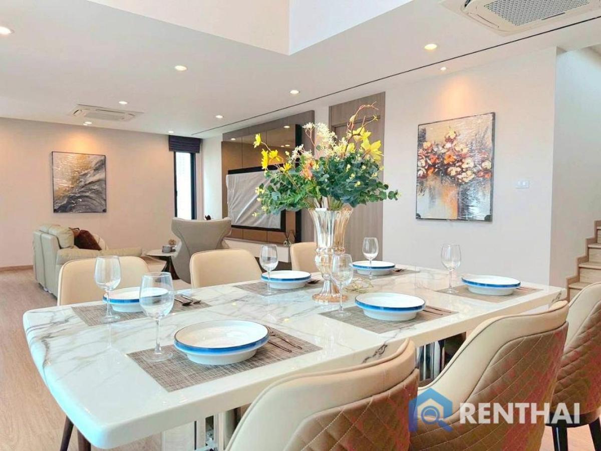 For SaleHousePattaya, Bangsaen, Chonburi : brand-new pool villas just 1.5 km from Jomtien Beach.