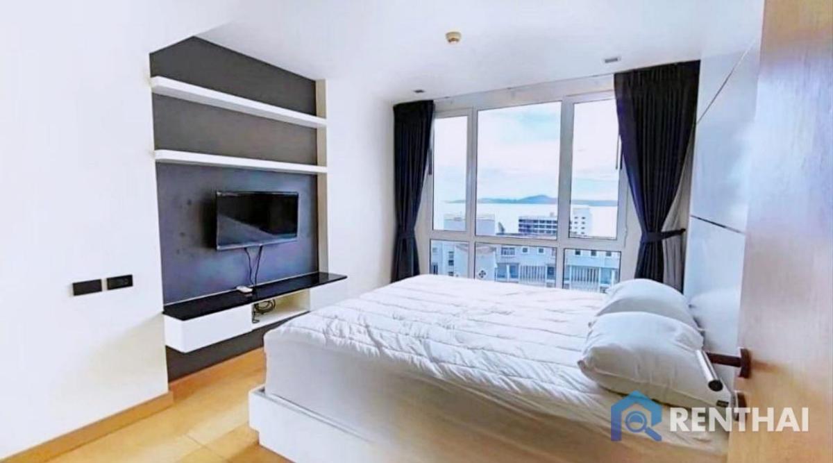 For SaleCondoPattaya, Bangsaen, Chonburi : Ocean View Condo at The Cliff: 1-Bedroom Condo in Pattaya, Fully Furnished