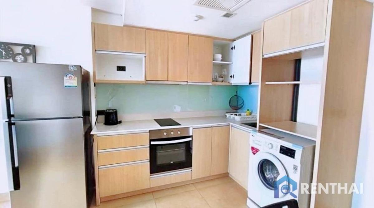 For SaleCondoPattaya, Bangsaen, Chonburi : Ocean View Condo at The Cliff: 1-Bedroom Condo in Pattaya, Fully Furnished