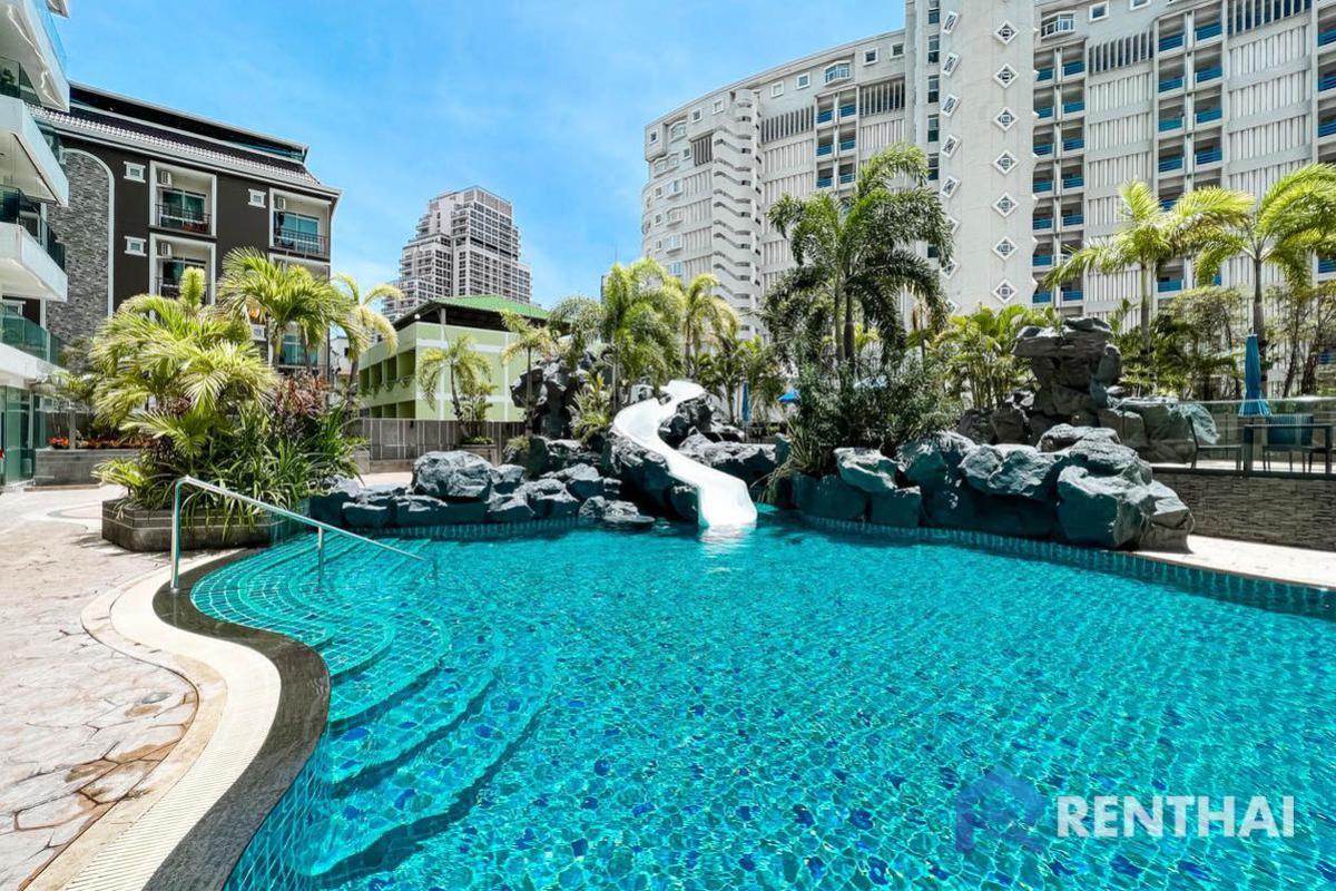 For SaleCondoPattaya, Bangsaen, Chonburi : Ocean View Condo at The Cliff: 1-Bedroom Condo in Pattaya, Fully Furnished