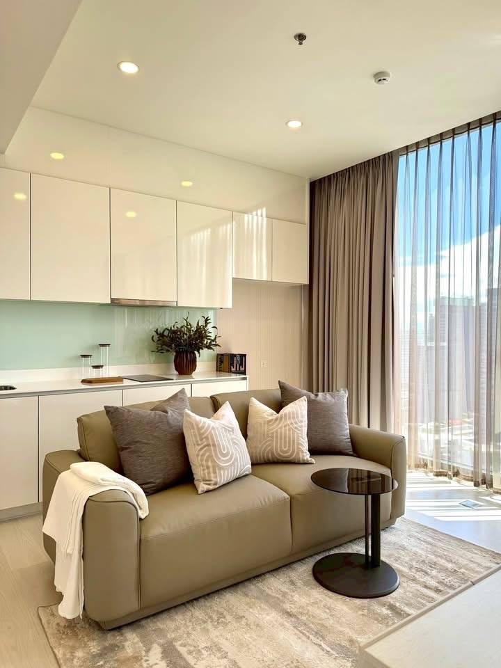 ให้เช่าคอนโดเกษตรศาสตร์ รัชโยธิน : ✨ FOR RENT | Mazarine Ratchayothin Luxury Condo ใกล้ BTS รัชโยธิน ✨

คอนโด High Rise ทำเลศักยภาพ ใจกลางรัชโยธิน
ติด Major รัชโยธิน เดินทางสะดวก ใกล้ BTS และห้างสรรพสินค้าชั้นนำ
