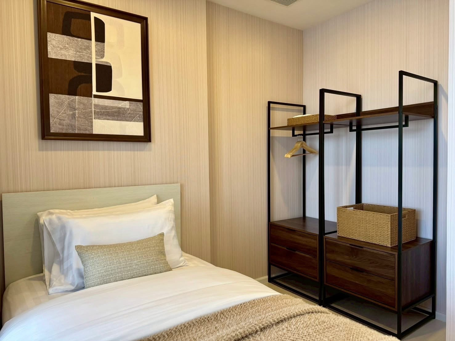 ให้เช่าคอนโดเกษตรศาสตร์ รัชโยธิน : ✨ FOR RENT | Mazarine Ratchayothin Luxury Condo ใกล้ BTS รัชโยธิน ✨

คอนโด High Rise ทำเลศักยภาพ ใจกลางรัชโยธิน
ติด Major รัชโยธิน เดินทางสะดวก ใกล้ BTS และห้างสรรพสินค้าชั้นนำ