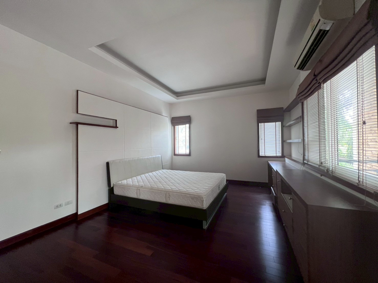 ให้เช่าบ้านลาดกระบัง สุวรรณภูมิ : บ้านให้เช่าใกล้เจมโมโพลิสบางนา