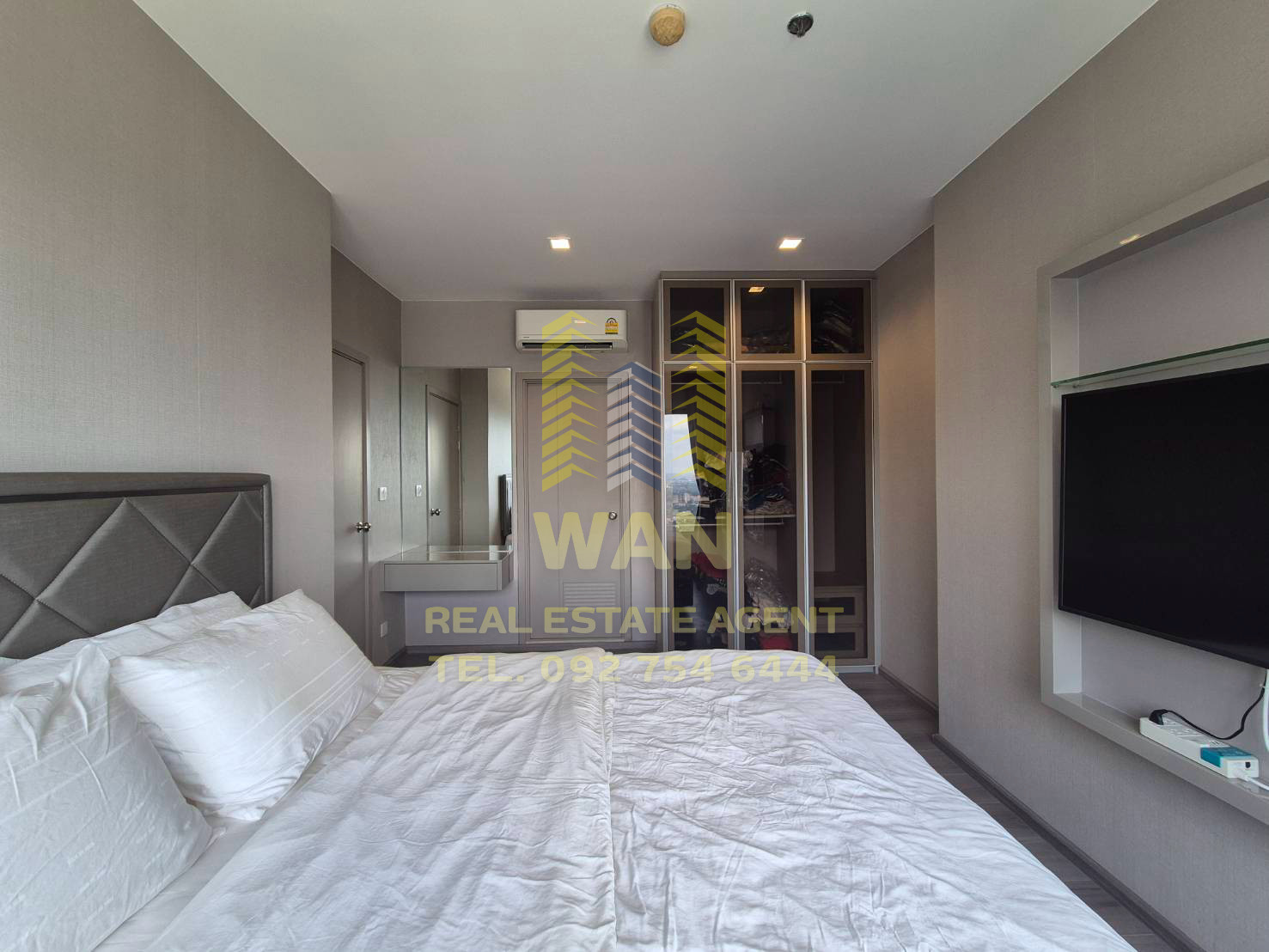 ขายคอนโดรัตนาธิเบศร์ สนามบินน้ำ พระนั่งเกล้า : ขาย The politan rive คอนโดริมแม่น้ำเจ้าพระยา ใกล้สถานีรถไฟฟ้า แบบ 2 ห้องนอน ชั้นสูง ตกแต่งสวย วิวแม่น้ำ มาแต่ตัวเข้าอยู่ได้เลย