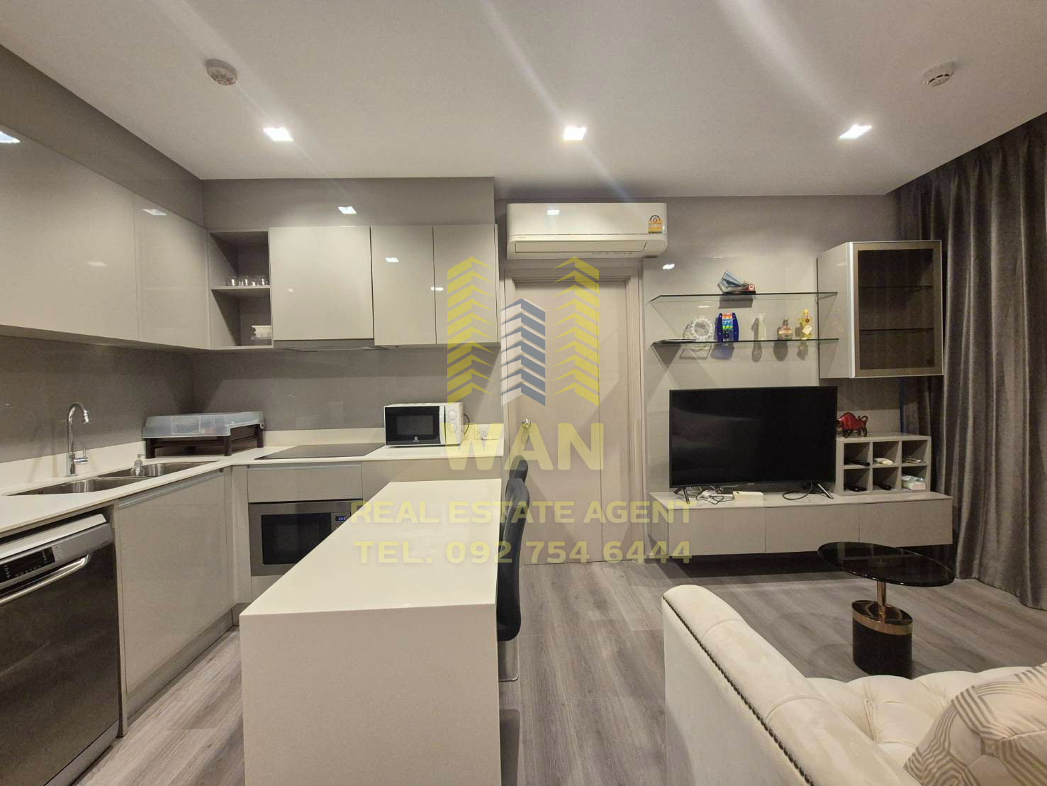 ขายคอนโดรัตนาธิเบศร์ สนามบินน้ำ พระนั่งเกล้า : ขาย The politan rive คอนโดริมแม่น้ำเจ้าพระยา ใกล้สถานีรถไฟฟ้า แบบ 2 ห้องนอน ชั้นสูง ตกแต่งสวย วิวแม่น้ำ มาแต่ตัวเข้าอยู่ได้เลย