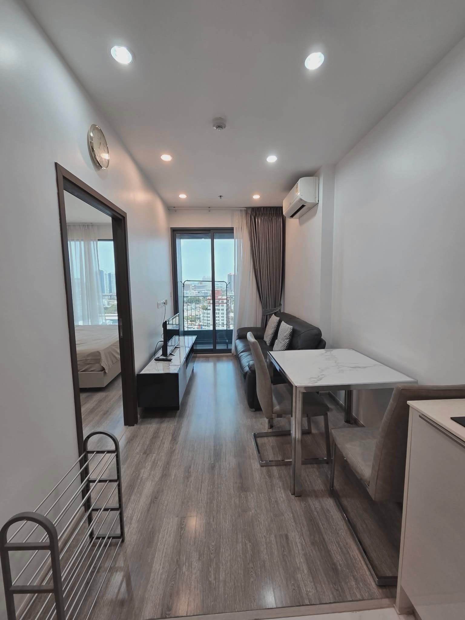 ให้เช่าคอนโดอ่อนนุช อุดมสุข : Agent Post! ให้เช่า Ideo Mobi Sukhumvit 66