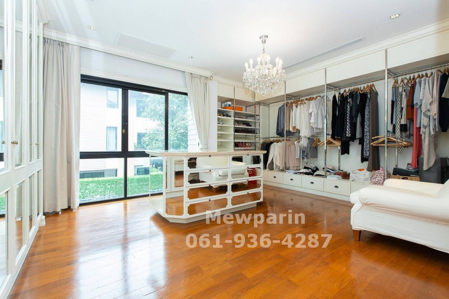 ขายบ้านพัฒนาการ ศรีนครินทร์ : 	 428910 ขายบ้าน อิสสระ พระราม 9 ขนาด 96 ตร.วา พื้้นที่ใช้สอย 530 ตรม. บ้านเดี่ยว3ชั้น