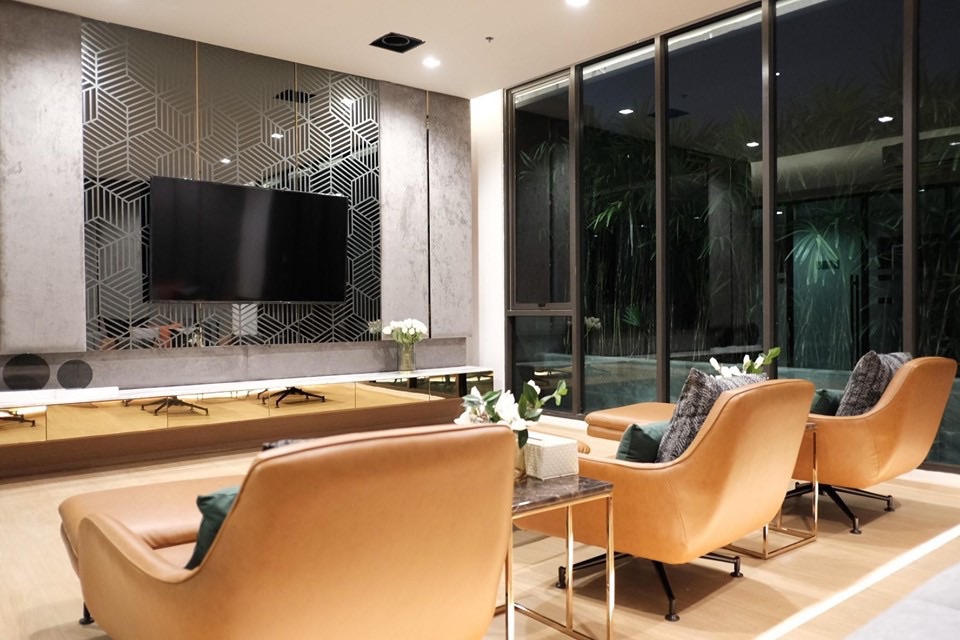 For RentCondoRama9, Petchburi, RCA : 🔥For Rent Now! 🔥The Privacy Rama 9, city view, fully furnished with appliances❗