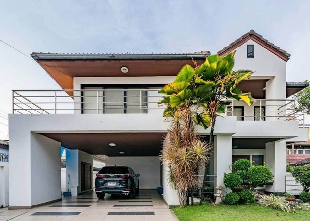 ขายบ้านรัชดา ห้วยขวาง : ขายบ้านเดี่ยว 2 ชั้น 158 ตรว. ซอยประชาราษฎร์บำเพ็ญ 26 ย่านห้วยขวาง ขายพร้อมเฟอร์นิเจอร์ ใกล้ MRT สุทธิสาร