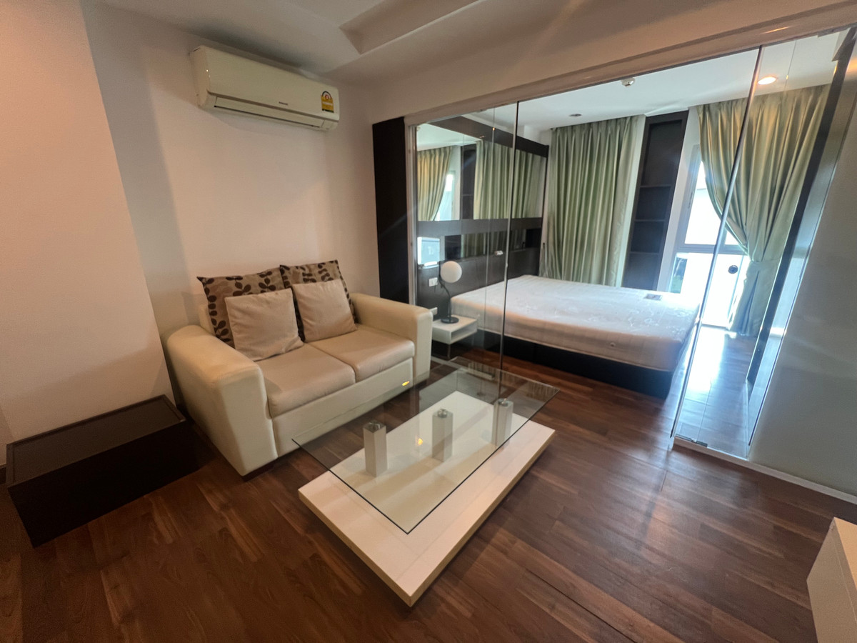 ให้เช่าคอนโดนวมินทร์ รามอินทรา : (ว่าง1เมษา) ให้เช่าคอนโด Parc Exo เกษตร-นวมินทร์ ตึก E มีเครื่องซักผ้า