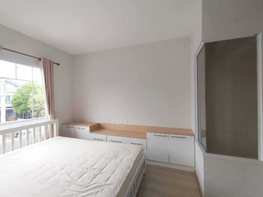 ให้เช่าทาวน์โฮมมีนบุรี-ร่มเกล้า : ให้เช่าอินดี้ ร่มเกล้า ติดตลาดสด ใกล้แอร์พอร์ตลิงค์ สนามบินสุวรรณภูมิ