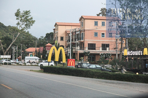 ขายคอนโดปากช่อง เขาใหญ่ : ขายคอนโด 79.36 ตารางเมตร  โบทานิก้า เขาใหญ่ ถ.ธนะรัชต์ ปากช่อง นครราชสีมา