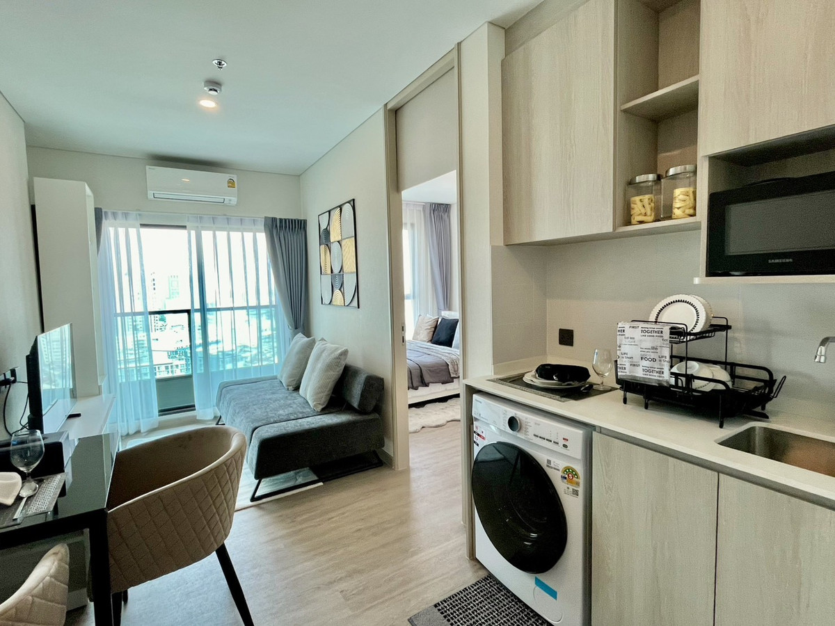 ขายคอนโดเกษตรศาสตร์ รัชโยธิน : ขายคอนโด ลุมพินี พาร์ค พหล 32 Lumpini Park Phahon 32 ใกล้ ม.เกษตรศาสตร์ เฟอร์นิเจอร์ครบ พร้อมอยู่ ใกล้ bts เสนานิคม ขนาด 28 ตรม. ราคาพิเศษ ทำเลดี เดินทางสะดวก ม.เกษตรศาสตร์, ม.ศรีปทุม, SCB Park, Central ลาดพร้าว,