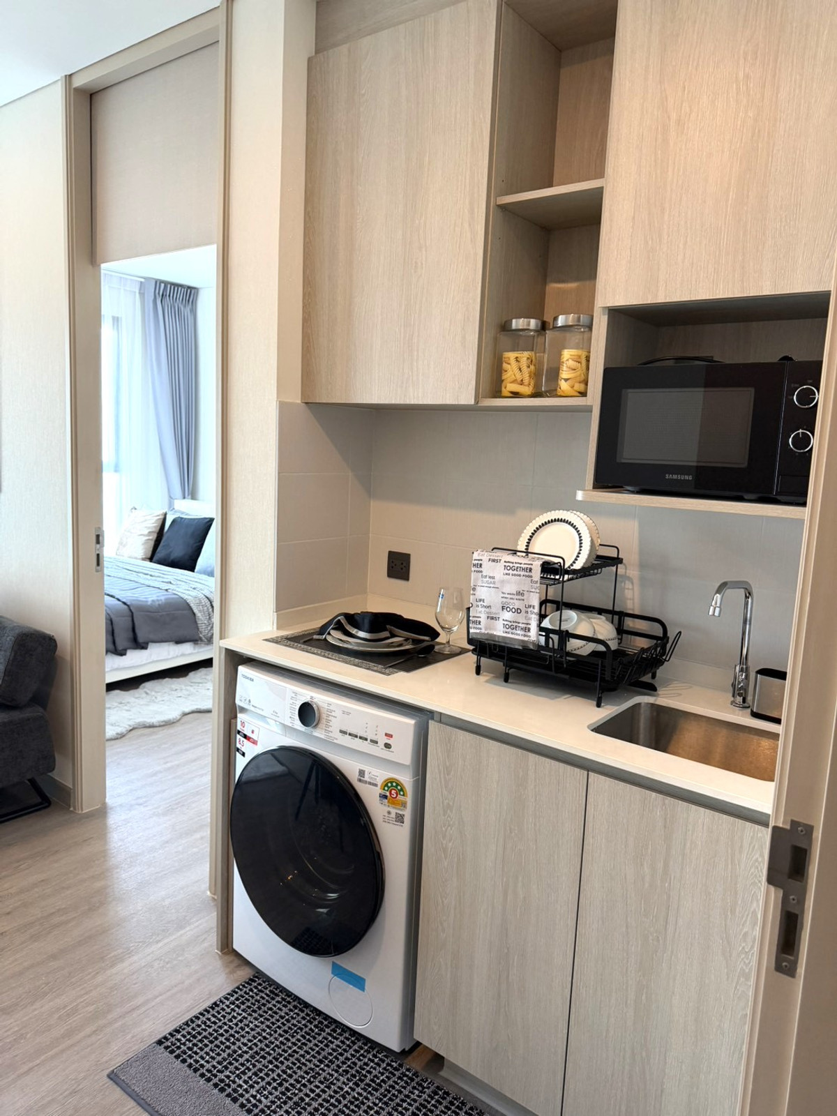 For SaleCondoKasetsart, Ratchayothin : For sale: Lumpini Park Phahon 32 Condo, Lumpini Park Phahon 32, Condo near BTS Ratchayothin, size 26 sq m., special price, book today for free! Air conditioner, water heater, free! Transfer fee, convenient transportation, Kasetsart University, Sripathum U